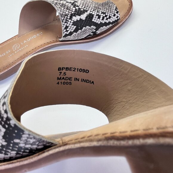 Chinese Laundry Gemmy Sandals Size 7.5 Black and White Snake Print Leather - Picture 12 of 13